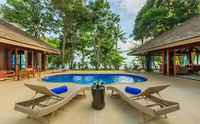 Koh Jum Beach Villas 